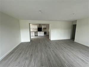 maison-villa à la location -   71120  OZOLLES, surface 100 m2 location maison-villa - APR749427